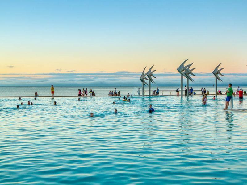 Cairns Waterfront Backpackers Pansiyon Dış mekan fotoğraf