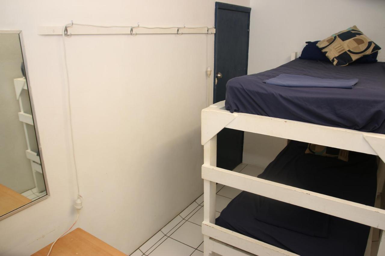 Cairns Waterfront Backpackers Pansiyon Dış mekan fotoğraf